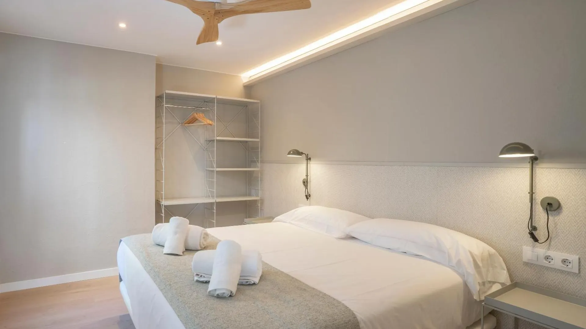Alta House Apartments Sa Tuna Playa Begur 0*,  Spain