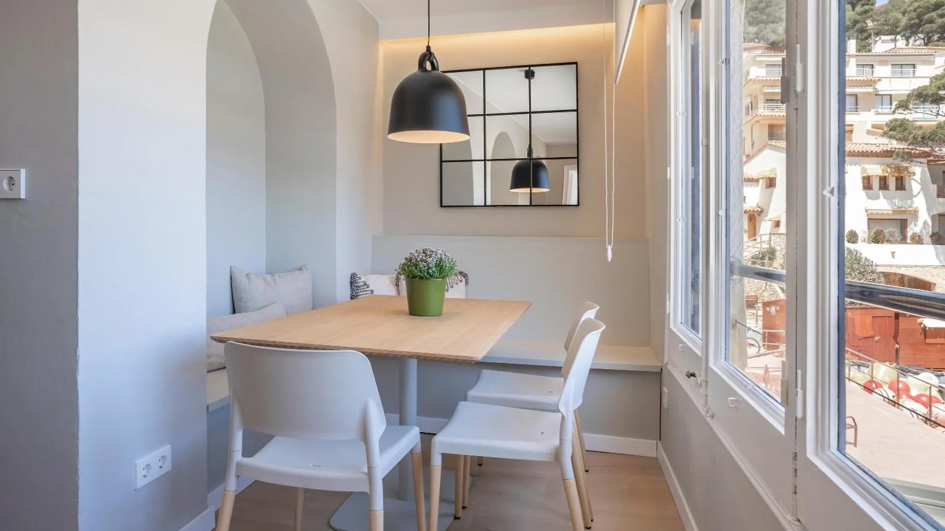 Alta House Apartments Sa Tuna Playa Begur